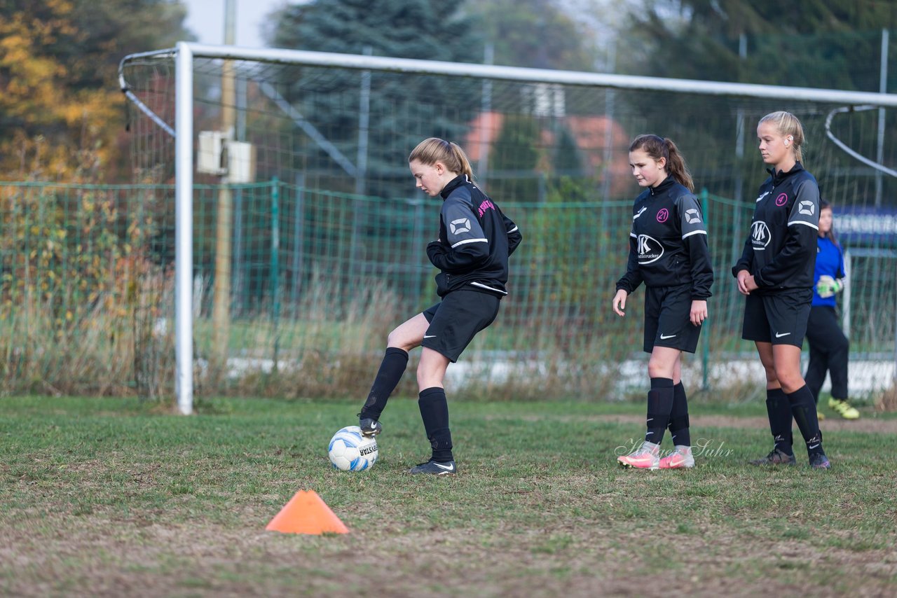 Bild 94 - wBJ MSG Steinhorst-Krummesse - VfL Pinneberg : Ergebnis: 2:0